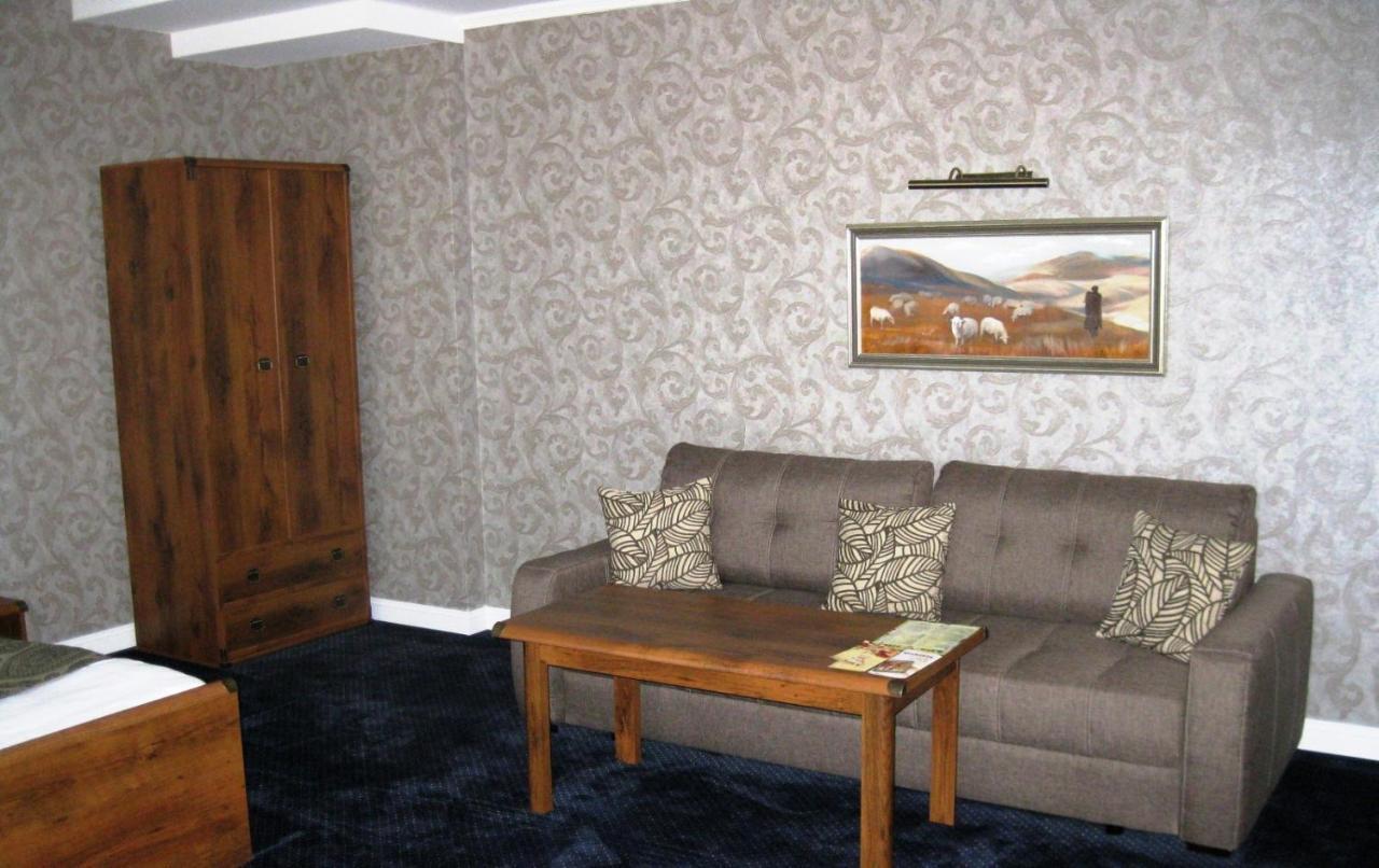 Kera Hotel Nesterenki Εξωτερικό φωτογραφία
